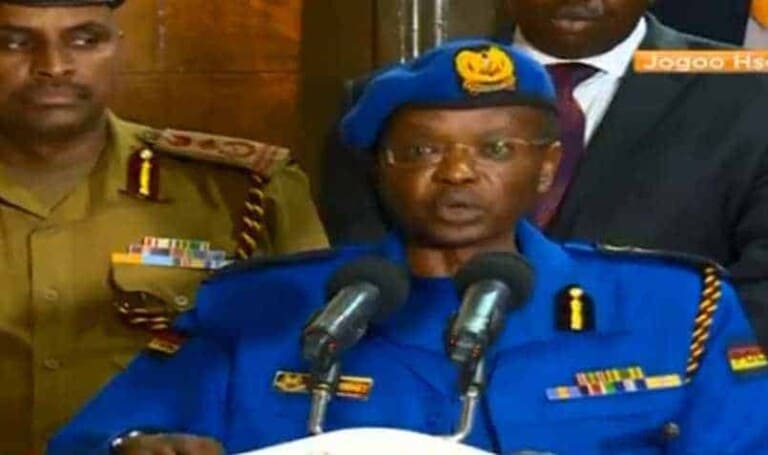 Taliyaha Ciidamada Booliska shaaciyey inay Dableydii ka xoreeyeen inta badan Hotelka Dusit [Wararkii ugu danbeeyay]