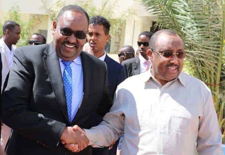 Madaxweynaha la doortay ee Puntland oo lagu soo dhoweeyay Xarunta Madaxtooyda Garowe [Sawirro]