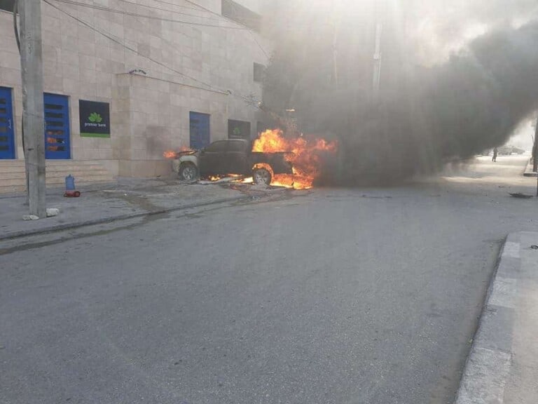 SAWIRRO: Qarax Gaari dhaliyey Dab xoog leh oo ka dhacay Isgoys Mashquul badan, Muqdisho