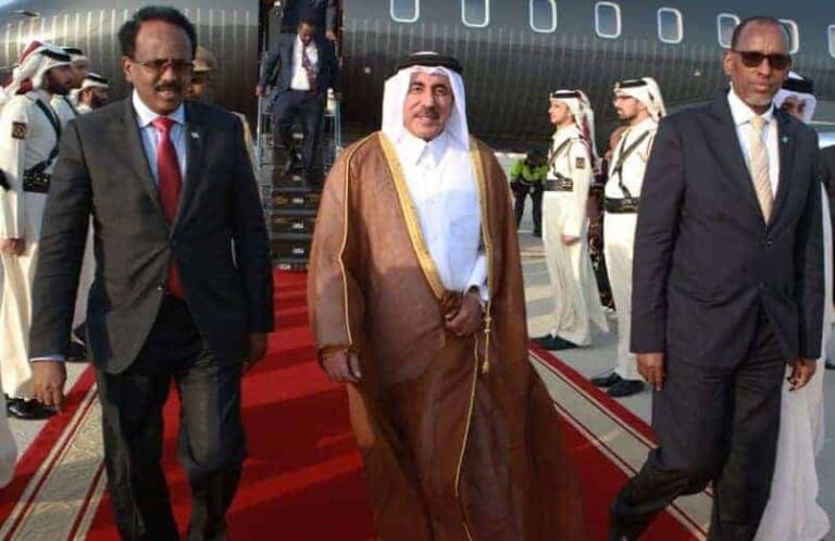 Sidee Madaxweyne Farmaajo loogu soo dhoweeyay Magaalada Doha ee dalka Qatar? [Sawirro]