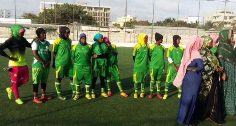 Haweeney dacwad ka gudbisay Xiriirka K/Cagta Somalia oo  Muqdisho uga carartay hanjabaad