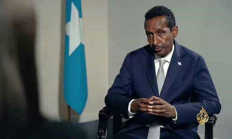 Wasaaradda Arrimaha Dibadda Somalia oo looga yeeray Saxafiyiinta & Wasiirka oo qabanaya..