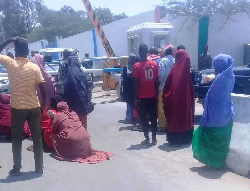 banaanbax-madaxtooyo