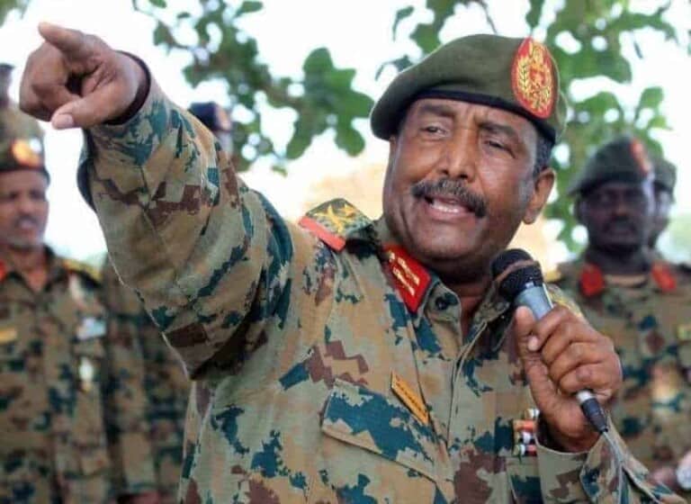 Maxaa laga yaqaan Hoggaamiyaha Cusub ee Golaha Milateriga la wareegay talada dalka Suudaan?