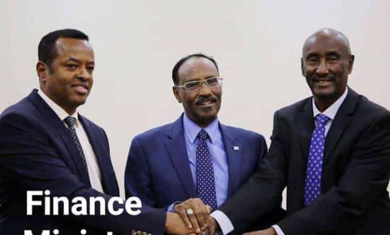 Guddoomiyaha Cusub ee Bankiga Dhexe ee Somalia oo Xilkii la wareegay