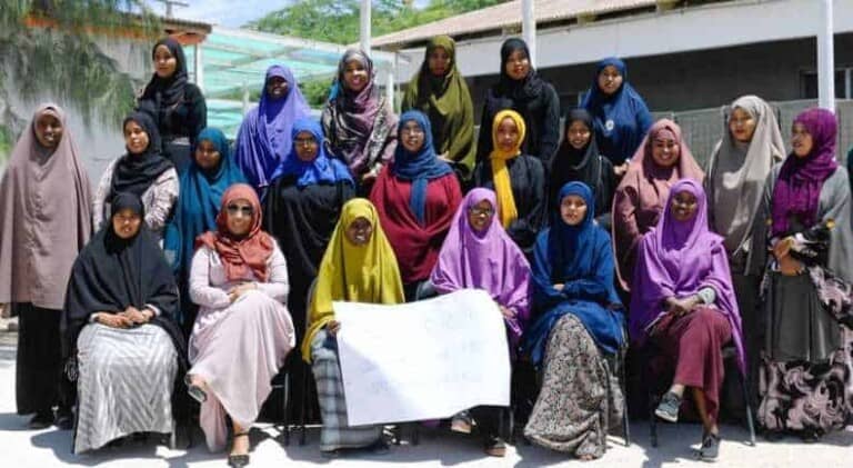 AMISOM oo ka mid noqotay Hay’adaha ku howlgan dib u eegista Dastuurka KMG ee Somaliya