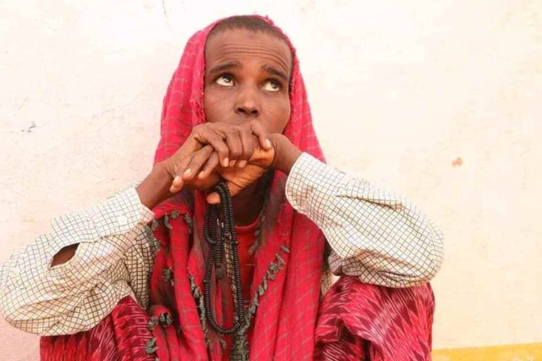 Haweeney iska dhigtay NIN oo lagu qabtay Gaalkacyo [Qaabkii ay ku shaqeysan jirtay -Sawirro]