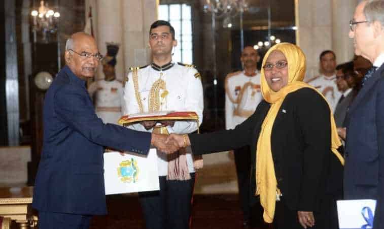 Danjiraha Cusub ee Dowladda Somalia u dirtay dalka India oo waraaqihii Aqoonsiga laga guddoomay (Sawirro)