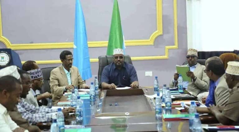 Golaha Wasiirada Jubbaland oo shaacin waayey Waqtiga cusub ee Caleemo-saarka Axmed Madoobe..
