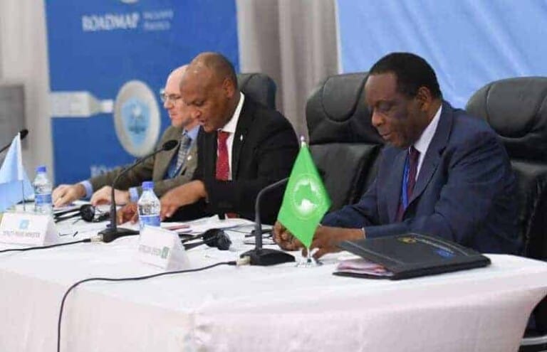 Shirka Madasha Wadatashiga Somalia oo ka furmay Muqdisho [Madaxweynaha & Raiisal wasaaraha oo ka maqan..]