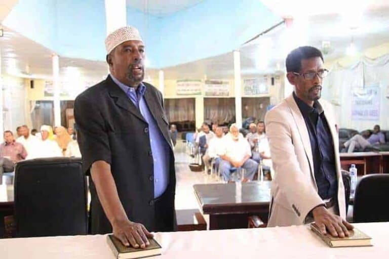 Madaxweyne ku xigeennada Axmed Madoobe oo la ansixiyey, laguna hor dhaariyey Baarlamaanka Jubbaland