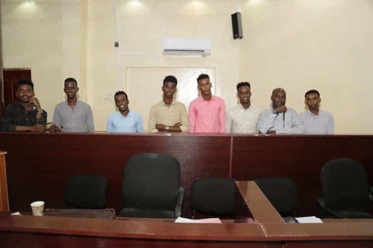 9 Qof oo ay ku jirto haweeney ku soo eedeeysnaa Shabaabnimo oo Xukun lagu riday [Sawirro]