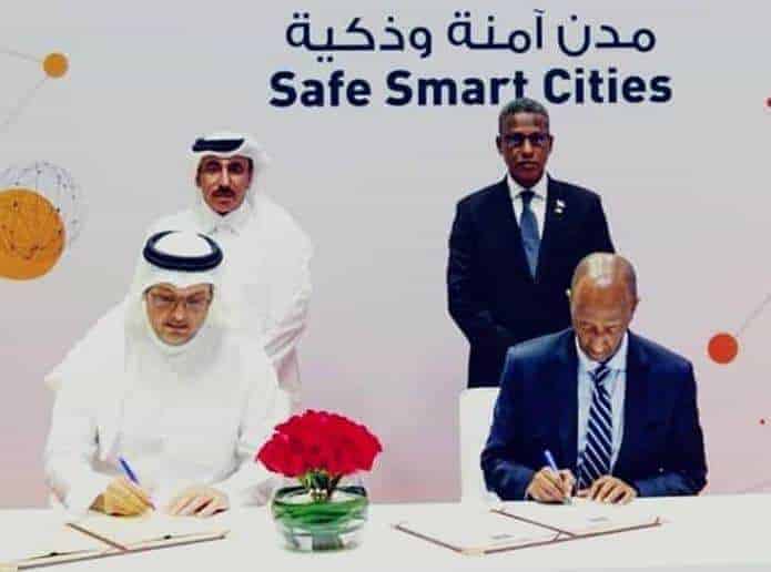 Somalia iyo Qatar oo kala saxiixday heshiis ku saabsan adeegsiga Dayax-gacmeedka arrimaha Isgaarsiinta