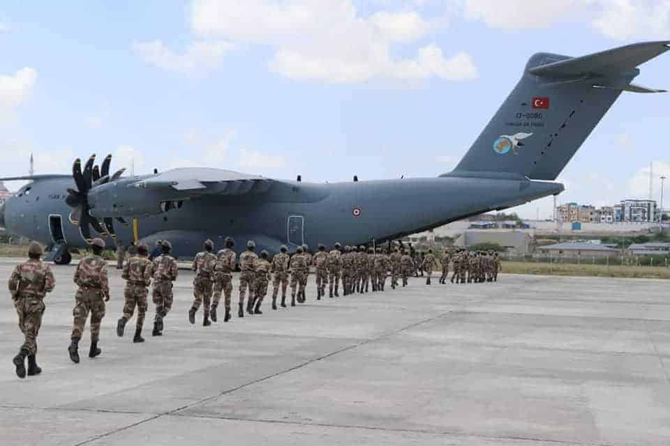 kumaandoos la qaaday