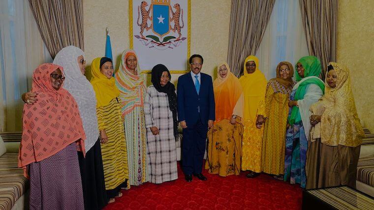 Madaxweyne Farmaajo oo sii xoojiyey Ololaha Sharciga Doorashada [Kulan uu la yeeshay xildhibaannada Haweenka ee Labada Aqal]