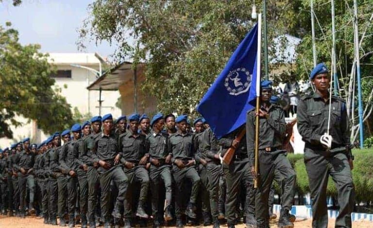 Dowladda Soomaaliya oo yeelatay Ciidamadii ugu horeeyay ee Daraawiishta Booliska. (Sawirro)