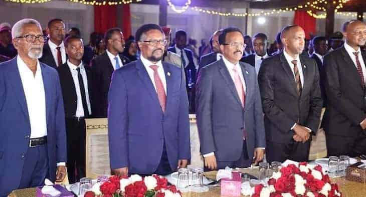 Madaxweyne Farmaajo: “Caawa laga bilaabo dalku Doorashuu aaday ee hala ogaado” (Sharcigii Doorashada oo la saxiixay)