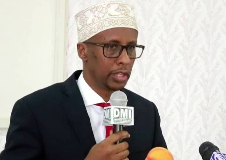 Dowladda Soomaaliya oo meesha ka saartay Baaritaan lagu sameeyo Meydka Marxuum Cali Khaliif