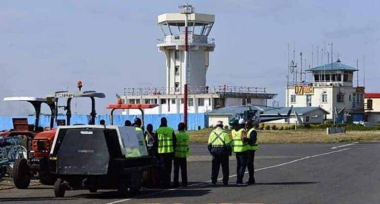 Xildhibaanadii W/Bari Kenya ee socdaalka qarsoodiga ah ku tegay Muqdisho oo lagu qabtay Garoonka Nairobi