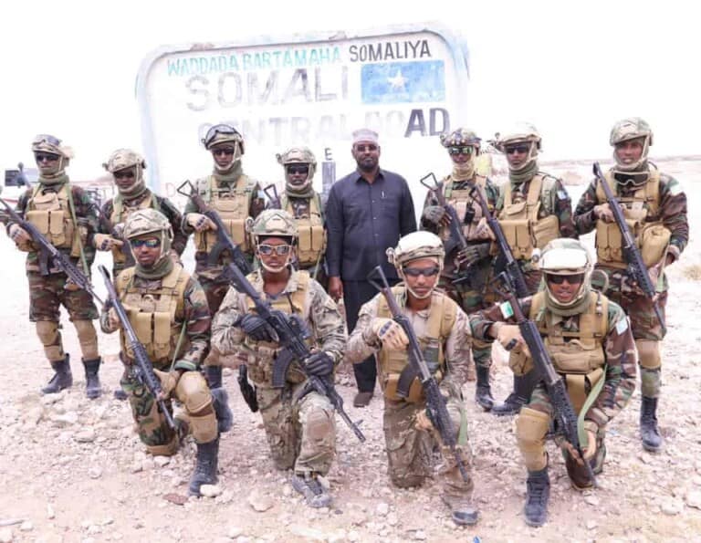 Jubbbaland oo shaacisay halka uu Muqdisho ka degayo Axmed Madoobe iyo Cidda sugeysa Amnigiisa