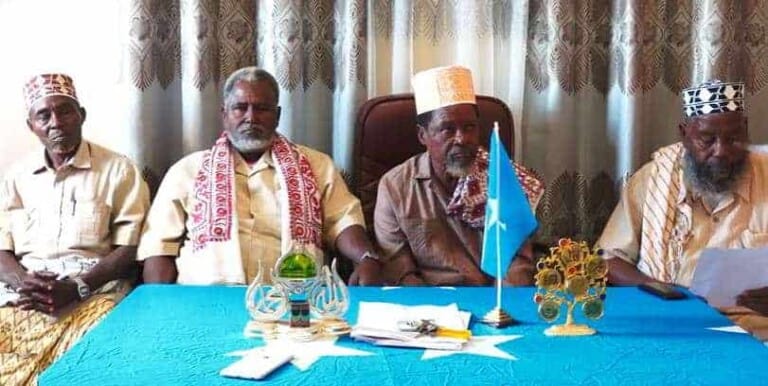 Beel sheegatay inay Wasiirad Caan ah ay 8 sano boob uga heysato Kursigoodii Baarlamaanka Federaalka