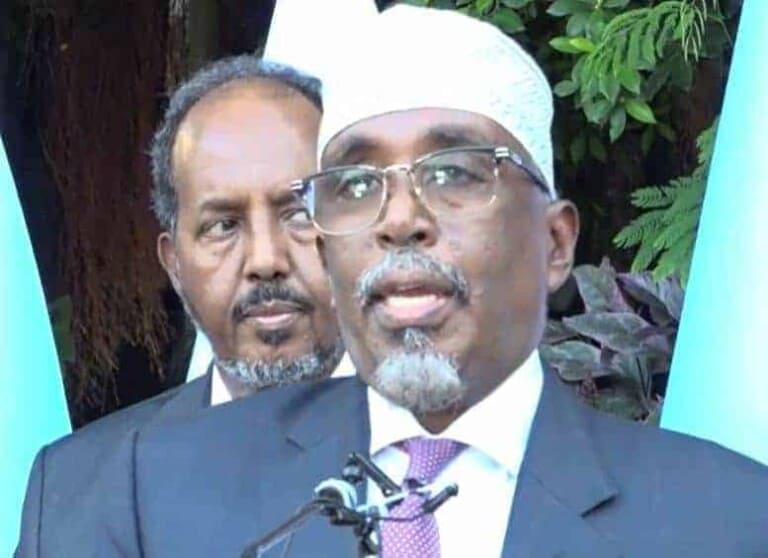 Shariif Xasan: “Wax loo dulqaadan karo maaha in Madaxweynuhu ku tumanayo Sharciga oo uu wado ONE-MAN SHOW”