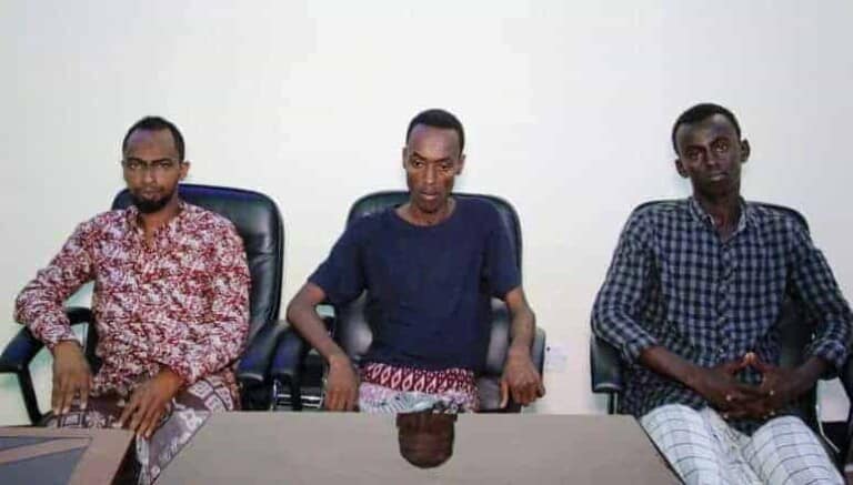 Jubbaland oo soo bandhigtay xubno Alshabaab ah oo weerarro ka fuliyey Kismaayo (Magacyada + Sawirro)