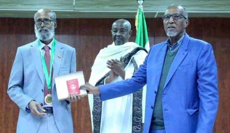 Duuliyihii diiday inuu Duqeeyo oo lagu maamuusay Magaalada Hargeysa (Dhalasho iyo Dhul laga siiyey Somaliland)