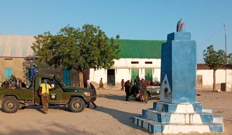 Alshabaab oo soo bandhigtay sida ay ula wareegtay Degaanka Bacaad-weyne ee Gobolka Mudug (Sawirro)