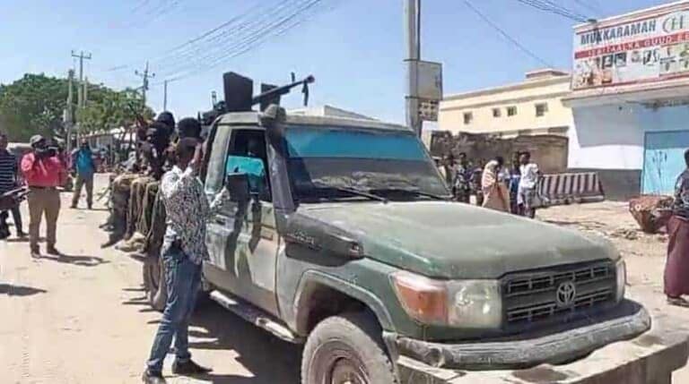 DEGDEG: Ciidamada gadoodsan ee soo galay Muqdisho oo la wareegay qeybo cusub oo ka mida Caasimadda