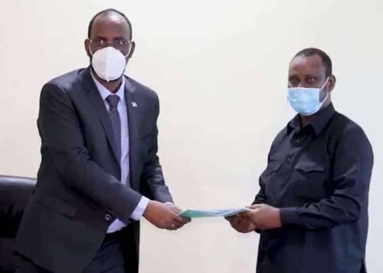 Warbixinta laga diyaariyey Kiiska Dilka Guddoomiyihii Hodon oo lagu wareejiyey Maxkamadda Milateriga