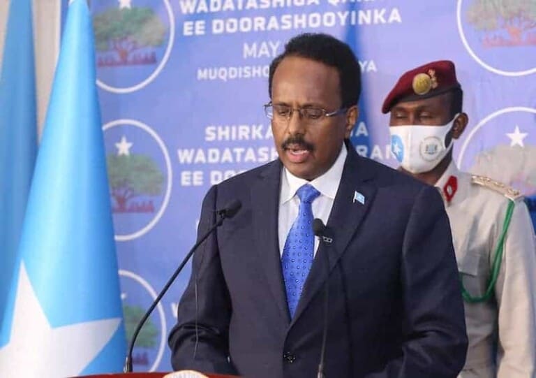 Farmaajo: “Cafiska uu soo jeediyey  walaalkay, Madaxweynahaygii hore ee aan saaxiibka nahay, Sheekh Shariif..”