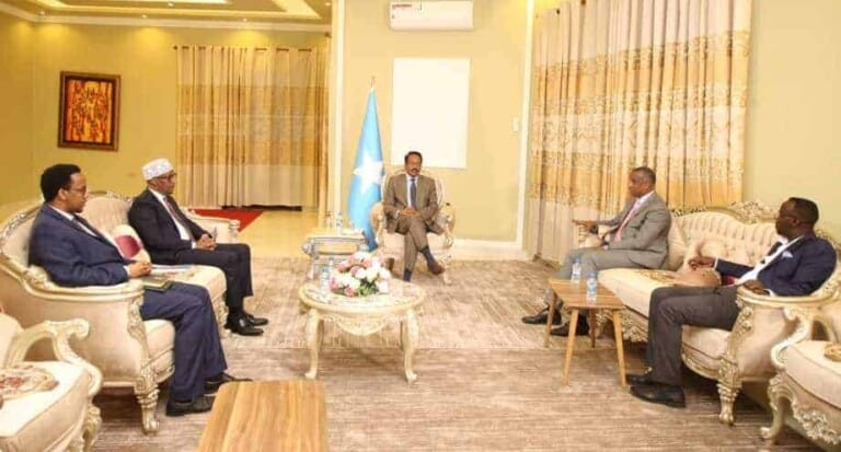 Farmaajo oo maamuus u sameeyay Kalluunka la bilaabay in loo dhoofiyo Itoobiya & Qaad looga bedelanayo