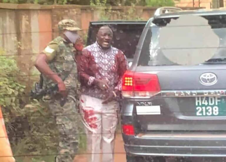 Wasiir ka tirsan Dowladda Uganda oo Weerar khaarijin ah lagu qaaday iyo Xaaladiisa oo…. (Sawirro)