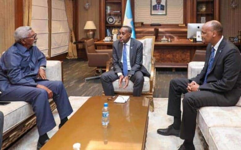Maxaa kasoo baxay waanwaantii Rooble ka dhex waday Cabdi Xaashi iyo Mahdi Guuleed..?