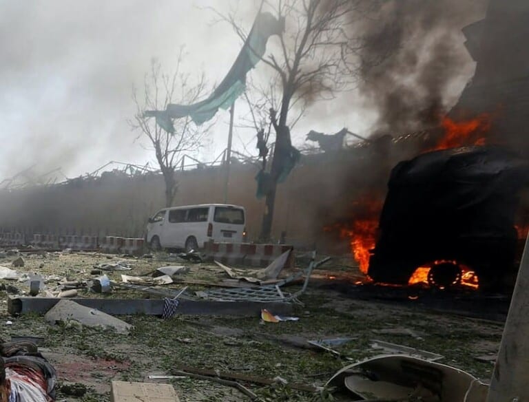 Faahfaahin: Qaraxyadii ka dhacay Garoonka magaalada Kaabul & Askar Mareykan ah oo ku dhintay (Sawirro)