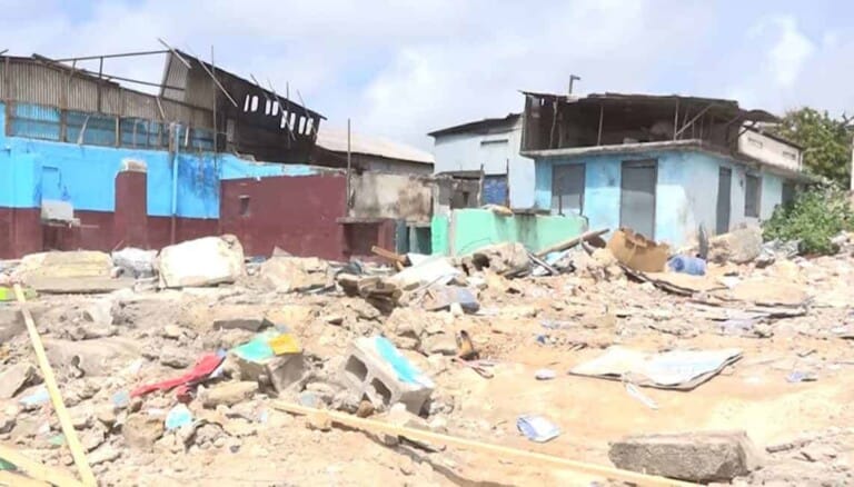 Yaa leh Dhulkii Lagu dagaalamay ee Degmada Hodon? (Wasaaradda Howlaha Guud oo War kasoo saartay)