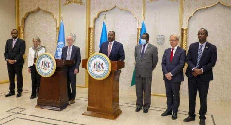 Wakiilada Beesha Caalamka oo Garowe u tegay Arrimaha Doorashada iyo kulan dhex maray Deni..