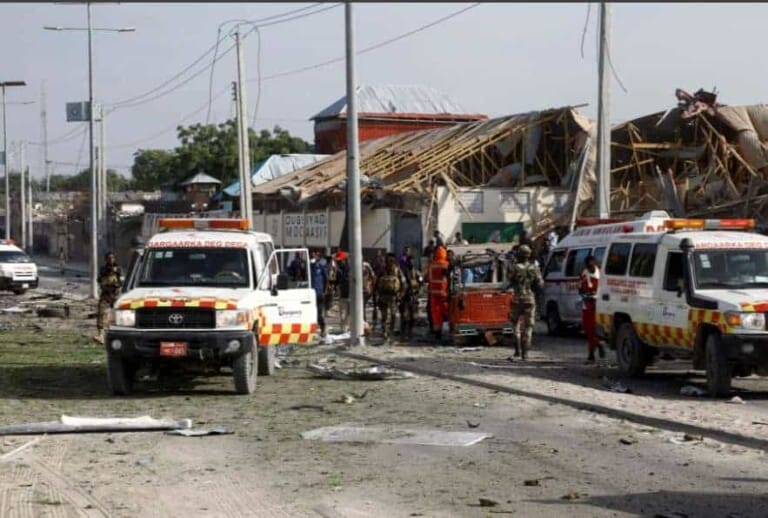 Alshabab Car bomb targeted U.N. security convoy kills at least eight in Mogadishu