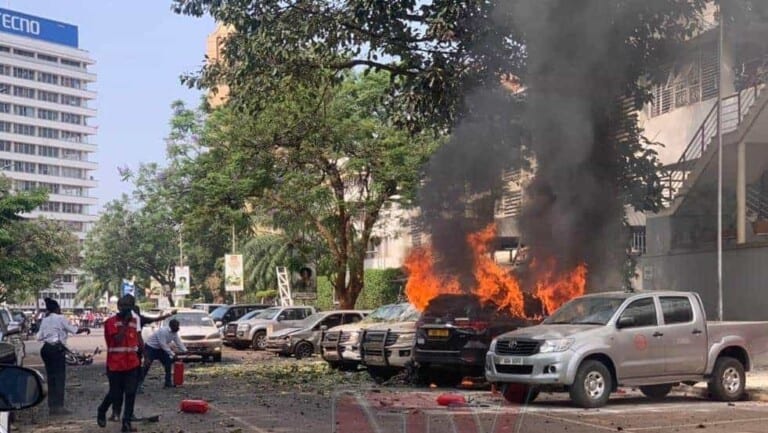 DEGDEG: Laba Qarax ka dhacay magaalada Kampala iyo faahfaahin laga helayo