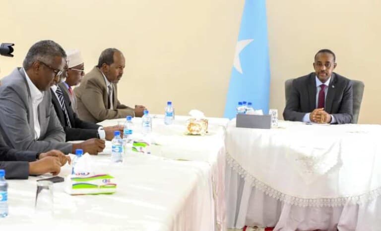 Midowga Musharixiinta oo shaaciyey wixii ay kala kulmeen RW Rooble iyo  fursad ay siiyeen