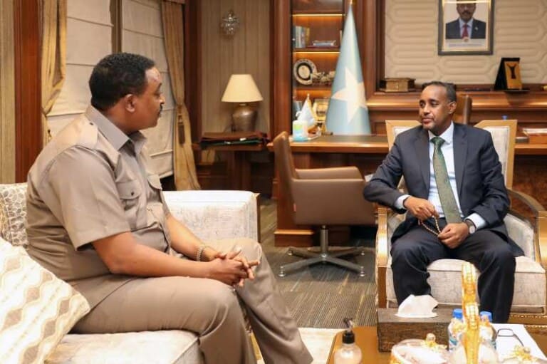 RW Rooble oo kulan la yeeshay Xoghayaha Urur Goboleedka IGAD iyo Wafdi la yimid Muqdisho