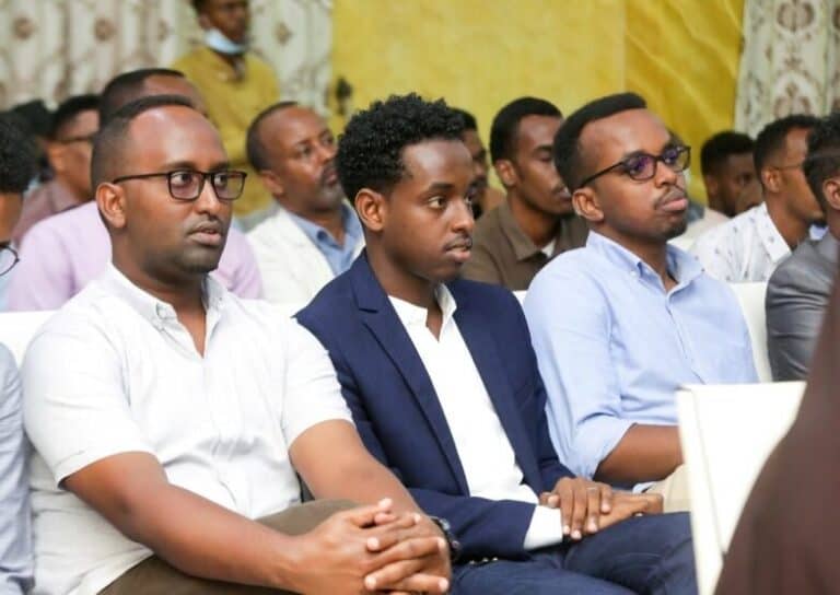 Shaqaalihii badnaa ee Madaxtooyada loo qoray Xilligii Farmaajo oo Ballanqaad la siiyey