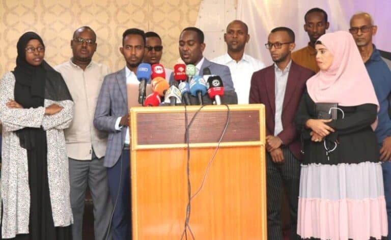 Ururrada Warbaahinta oo Bayaan culus u diray Dowladda Cusub ee Somaliya