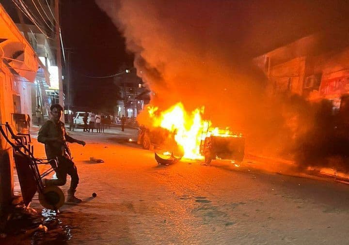 Qarax Gaari oo ka dhacay Magaalada Muqdisho iyo Qofkii watay oo ku gubtay