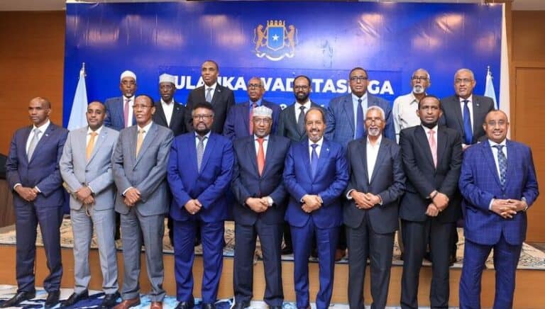 Siyaasiyiin caan ah oo ka hor yimid Qorshaha Madaxweyne Xasan Sheekh (Bayaan Culus)