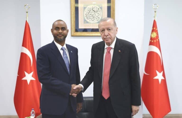 Dood ka dhalatay kulan Wasiir Jaamac la yeeshay Madaxweynaha iyo Wasiirka Arrimaha dibadda Turkiga