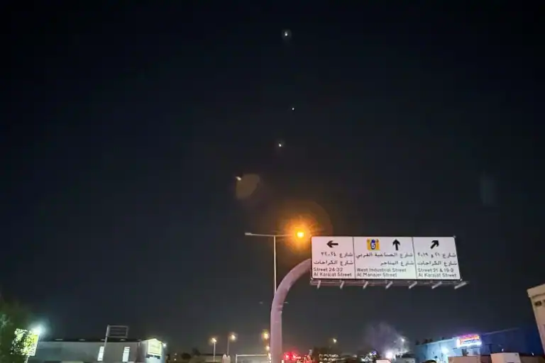 Iran oo weerar Gantaalo ah ku qaaday Saldhigga Ciidamada Mareykanka ee Dalka Qatar